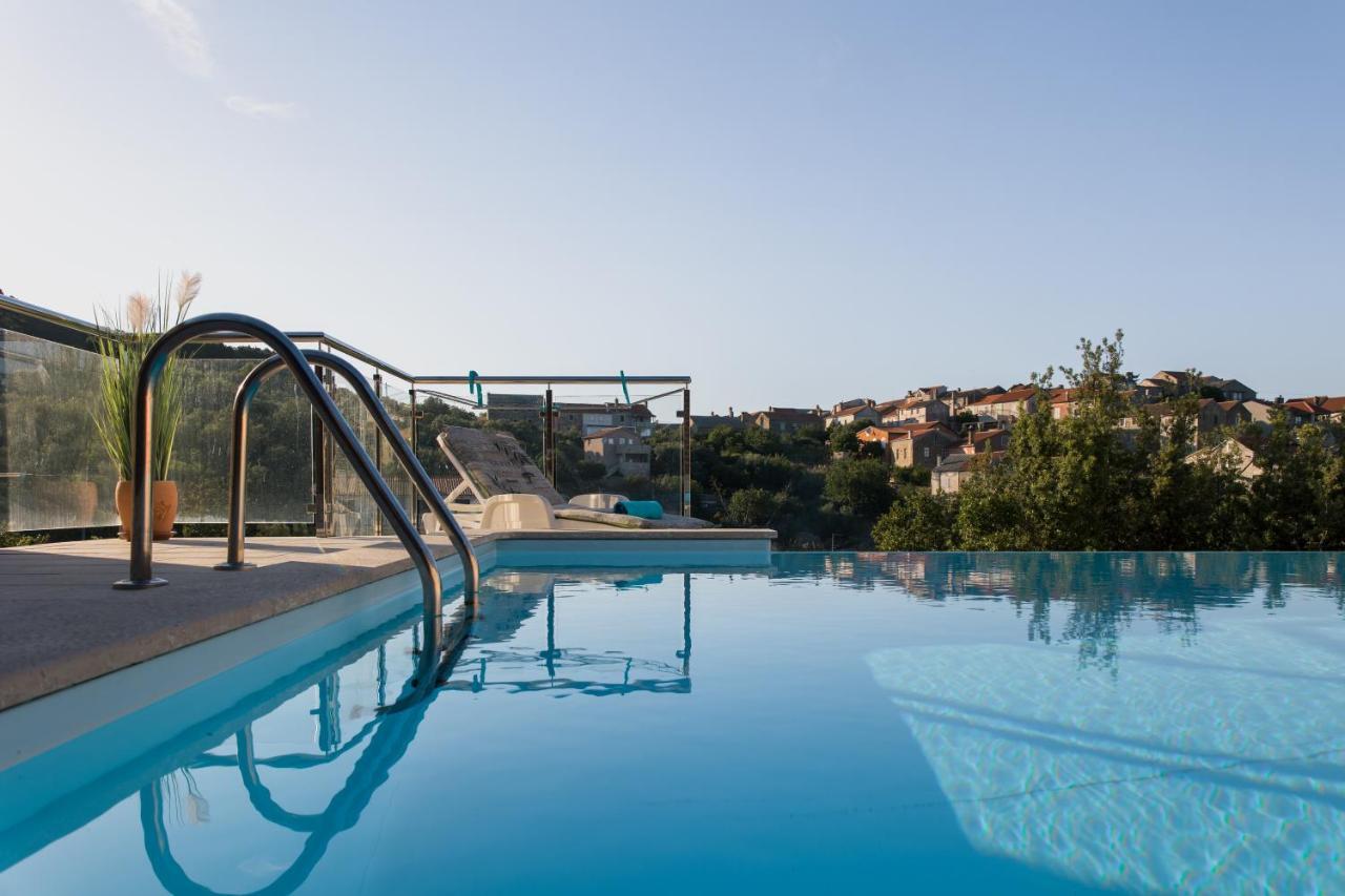 Holiday Home Lavanda Мали Иж Экстерьер фото