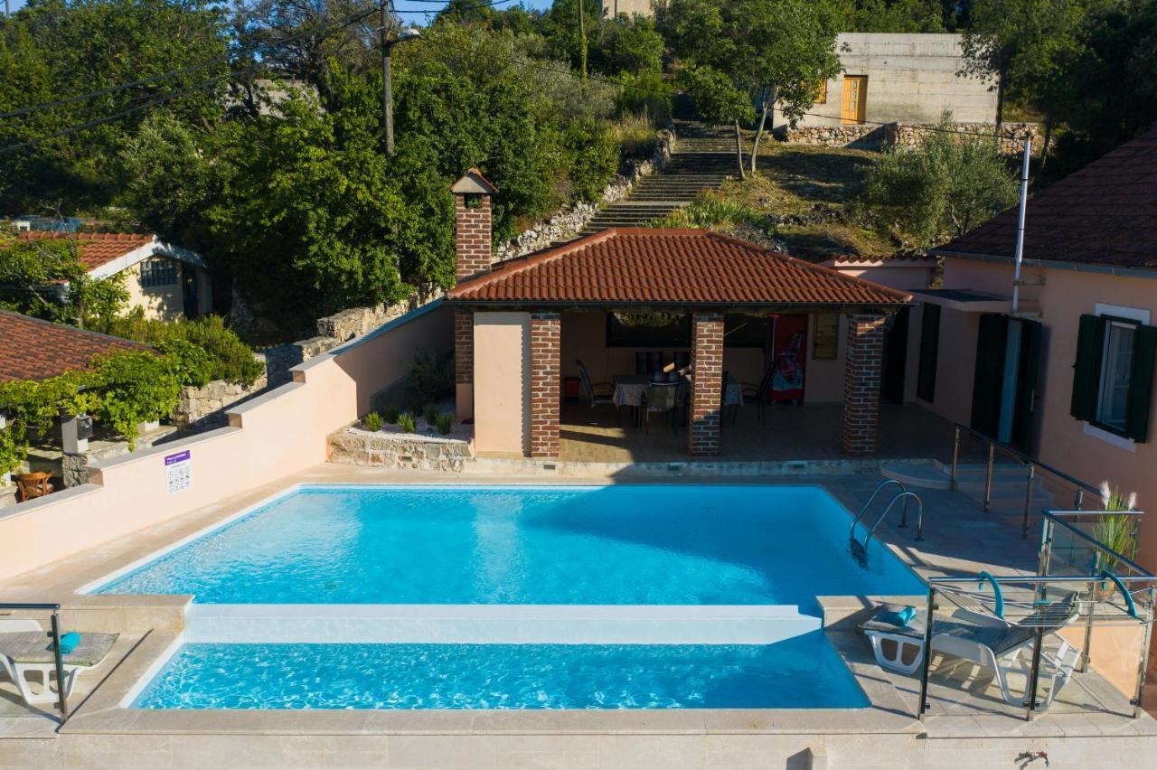 Holiday Home Lavanda Мали Иж Экстерьер фото