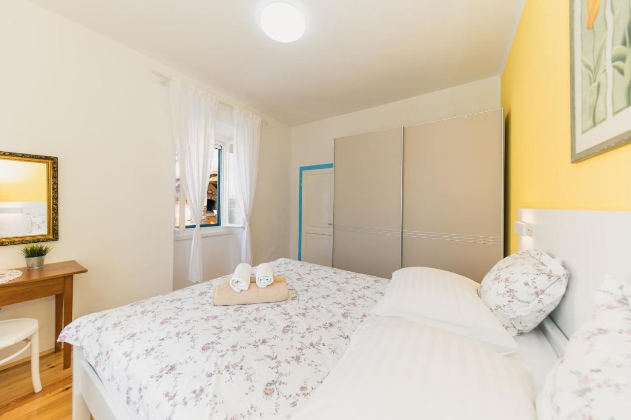 Holiday Home Lavanda Мали Иж Экстерьер фото