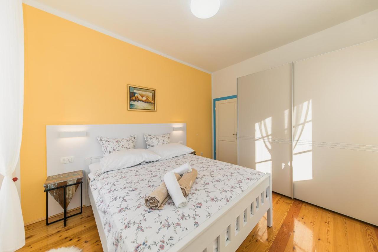Holiday Home Lavanda Мали Иж Экстерьер фото