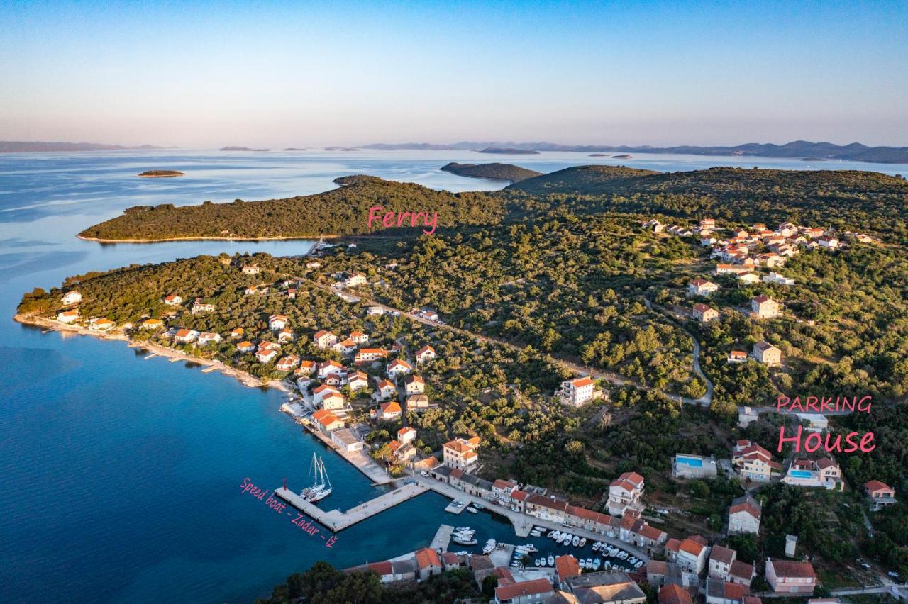 Holiday Home Lavanda Мали Иж Экстерьер фото